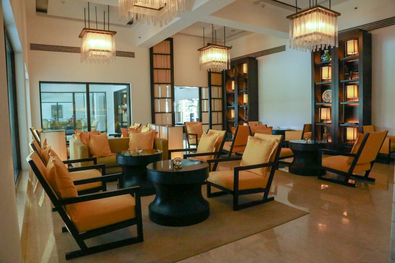 فندق تريدنت أغرا آغْرا المظهر الخارجي الصورة Library at the Taj Mahal Palace, Mumbai